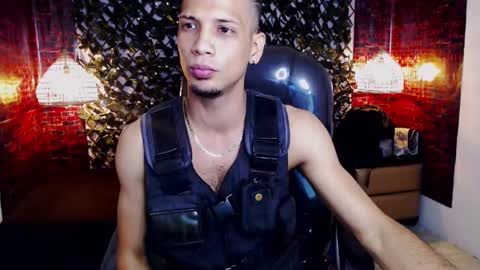 Snapshot of sonicj25_ chatting on 02-23-25, 04:17 SONIC online show from 02-23-25, 04:17