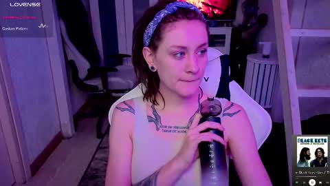 Rie online show from 10-11-25, 08:29