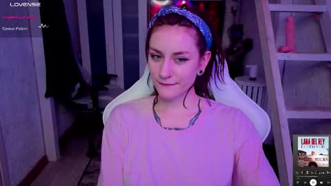 Rie online show from 10-12-25, 07:02