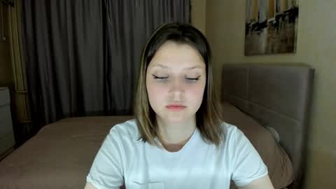 Snapshot of soninex chatting on 10-22-25, 04:07 SoniNex online show from 10-22-25, 04:07