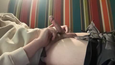 Snapshot of sonofaulos chatting on 12-21-25, 10:50 sonofaulos online show from 12-21-25, 10:50