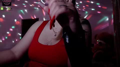 Snapshot of sonyadevon chatting on 02-11-25, 04:22 Sonia online show from 02-11-25, 04:22