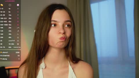 Eva 3 online show from 12-24-24, 12:33