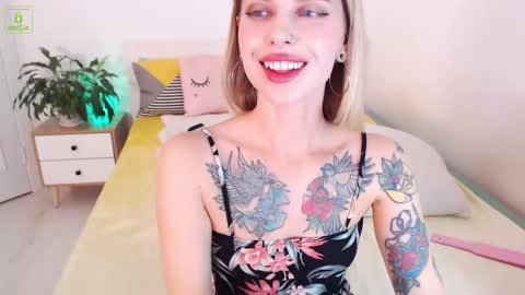 Snapshot of sonyalime chatting on 03-02-25, 10:35 Sonya Lime online show from 03-02-25, 10:35