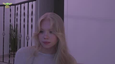 Snapshot of sonyaplush chatting on 12-22-24, 07:31 Sonya Instagram Twitter sonyaplushgirl OnlyFans sonyaplush online show from 12-22-24, 07:31