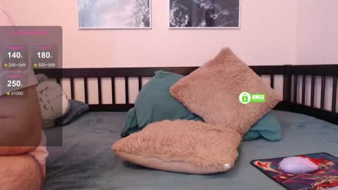 Snapshot of sonyavlad chatting on 03-10-25, 06:05 sonyavlad online show from 03-10-25, 06:05