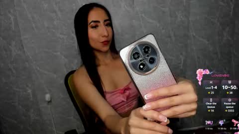 Sophi Thaylorr online show from 11-29-25, 01:36