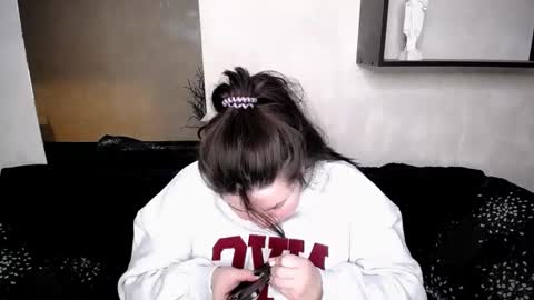 sophia__olsen online show from 10-23-25, 05:40