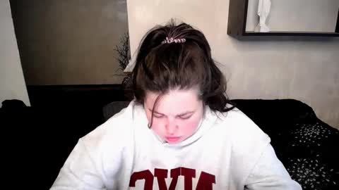 sophia__olsen online show from 10-26-25, 06:41