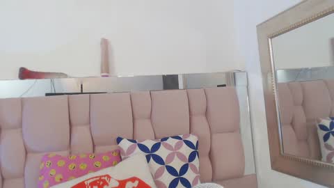 Snapshot of sophia__sweet1 chatting on 01-23-25, 01:24 sophia__sweet1 online show from 01-23-25, 01:24