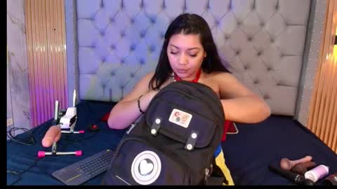 Sophia  online show from 12-14-25, 11:59