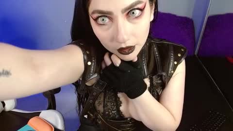 sophia hottie online show from 02-10-25, 03:53