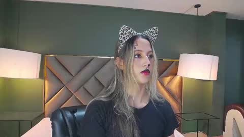 Sofia online show from 10-29-25, 12:18