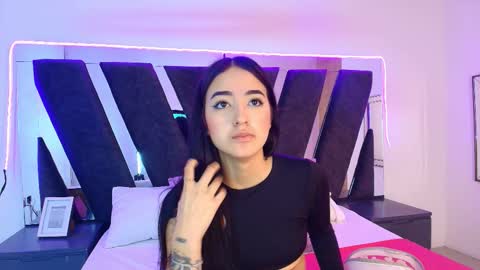 Snapshot of sophia_love__ chatting on 02-16-26, 02:13 Sophia Love online show from 02-16-26, 02:13