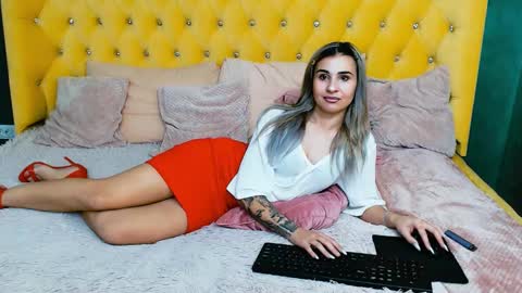 sophia smith4146 online show from 12-05-24, 04:53