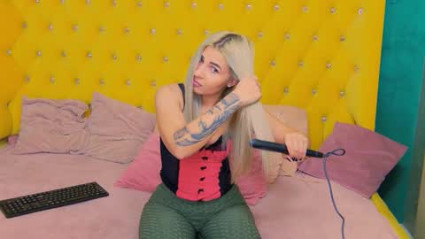 sophia smith4146 online show from 11-10-25, 08:46