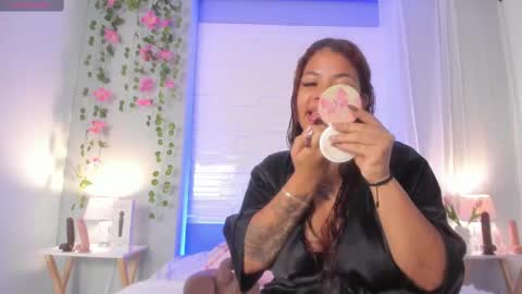  S O P H I A  online show from 09-17-25, 11:45