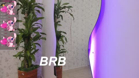 Snapshot of sophia_walkett chatting on 01-04-25, 07:34 Michelle online show from 01-04-25, 07:34