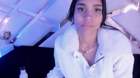 Sophia Paris online show from 12-05-25, 03:48