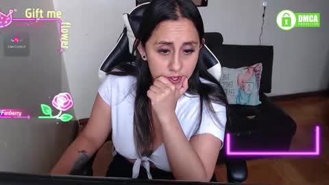 sophiaa_vega_ online show from 02-15-26, 02:03