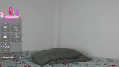 Sophia Bedford online show from 09-19-25, 05:02