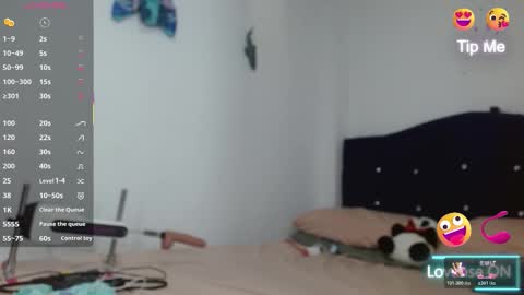 Sophia Bedford online show from 01-15-26, 03:16