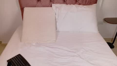 Sophia online show from 02-05-26, 12:43