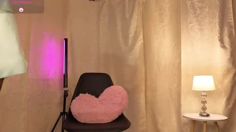 Sophia online show from 10-20-25, 12:44