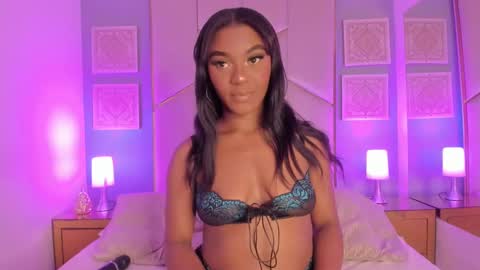 SophiaSmiths online show from 01-30-25, 09:36