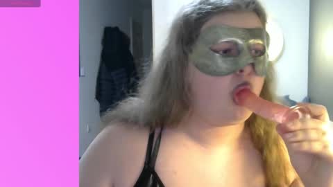 BimboSophie online show from 12-18-24, 11:19