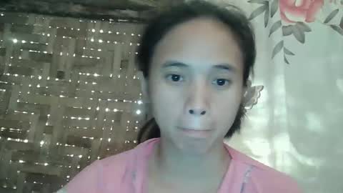 Snapshot of sophie_193 chatting on 10-28-25, 03:54 sophie_193 online show from 10-28-25, 03:54