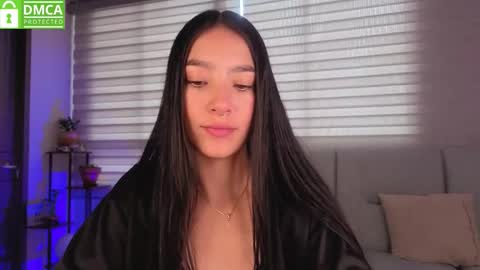 Sophie  online show from 01-12-26, 02:33