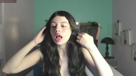 S O P H I E online show from 04-10-26, 01:27