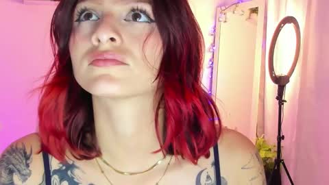 Snapshot of sophie_dolly_ chatting on 01-13-25, 02:18 sophie doll online show from 01-13-25, 02:18