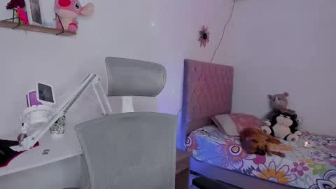 sophie doll online show from 02-03-26, 10:48