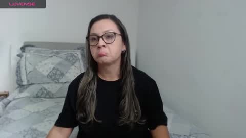 Sofa online show from 01-28-25, 03:15