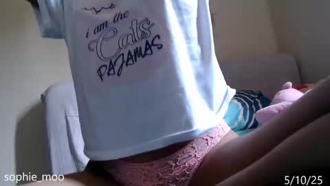 Sophie online show from 10-05-25, 09:02