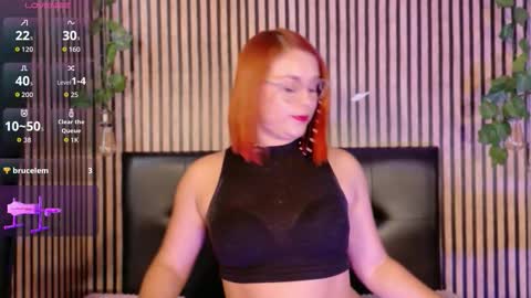 Snapshot of sophie_new25 chatting on 09-29-25, 11:59 sophie_new25 online show from 09-29-25, 11:59