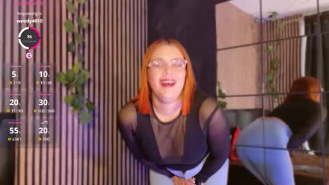Snapshot of sophie_new25 chatting on 10-08-25, 12:03 sophie_new25 online show from 10-08-25, 12:03