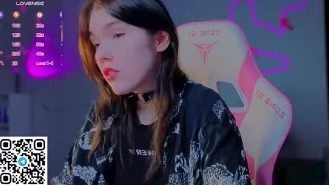 sophie_nomenal_ online show from 03-21-26, 06:33