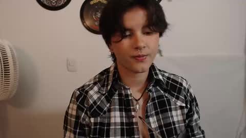 Snapshot of sophie_ross1 chatting on 09-29-25, 01:55 sophie_ross1 online show from 09-29-25, 01:55