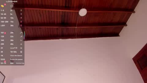 Snapshot of sophie_smith19 chatting on 02-26-26, 01:10 sophie_smith19 online show from 02-26-26, 01:10