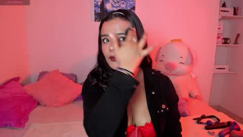 Sofia online show from 09-10-25, 02:55