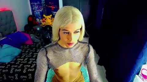sophie_vall online show from 11-08-25, 07:01