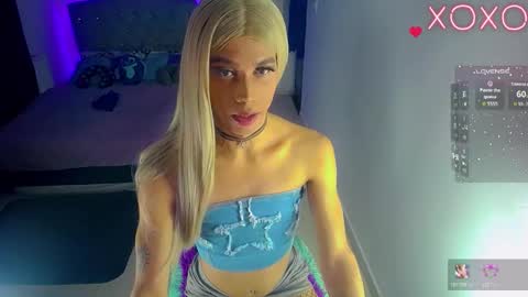 sophie_vall online show from 11-18-25, 03:56