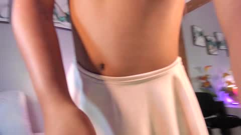 sophie_w1 online show from 12-16-25, 12:21