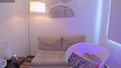 Sophie online show from 12-11-24, 09:01