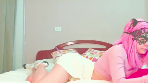 Snapshot of sophiechan69 chatting on 01-21-25, 06:12 ShopieChan69 online show from 01-21-25, 06:12