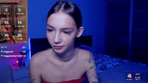 Sophie online show from 10-08-25, 05:05