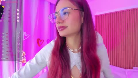 Snapshot of sophiecherry_ chatting on 02-16-25, 05:26 Sophie IG sophiecherry es online show from 02-16-25, 05:26